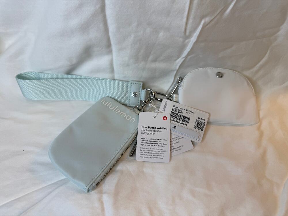 Lululemon Dual Pouch Wristlet